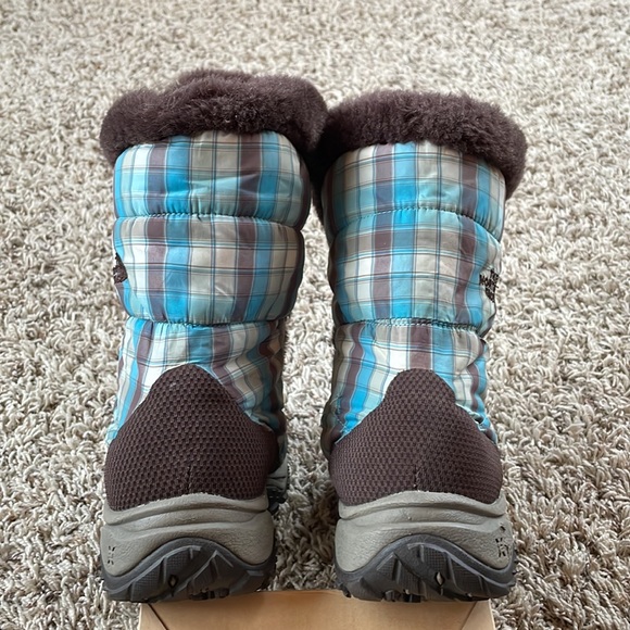 Women’s The North Face Winter Boots size 7.5**⭐️ ⛄️❄️ SUPER ADORABLE!!❄️⛄️ - Picture 2 of 8